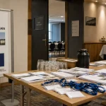 Hôtel restaurant séminaire Campanile Nantes Centre Saint-Jacques : hall et salle de réunion